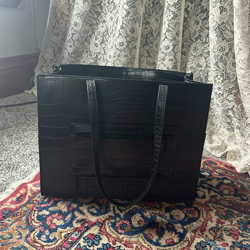 BEIS Black Structured Tote Bag with Textured Design